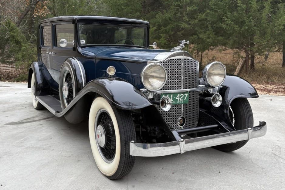 1932 Packard Eight sold for $32,500