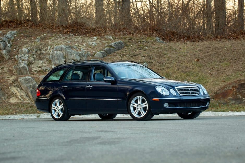 2004 Mercedes-Benz W211 E-Class sold for $14,500
