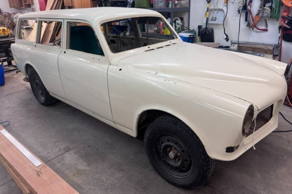 1968 Volvo Amazon sold for $1,000