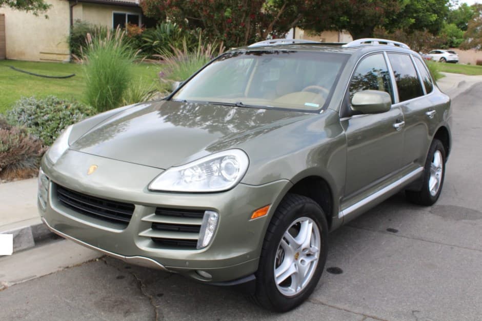 2008 Porsche 955/957 Cayenne (2003-2010) sold for $8,500