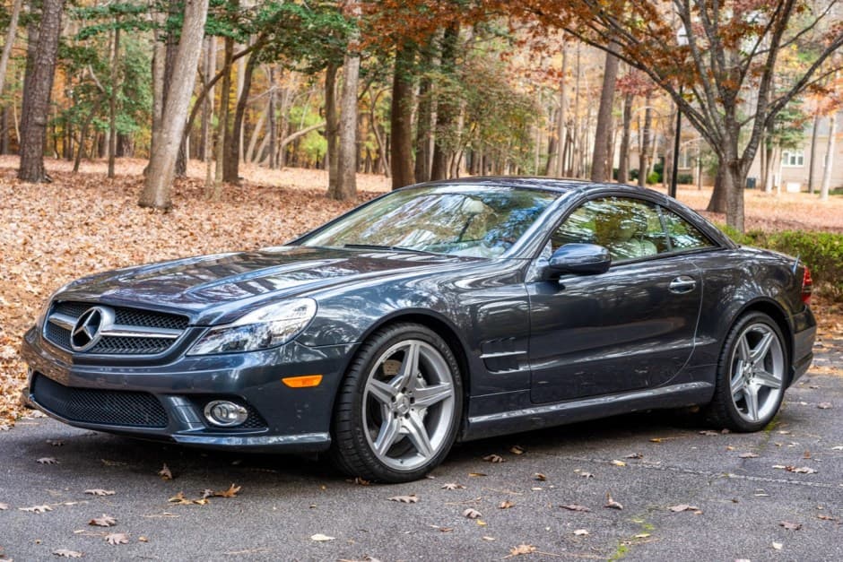 2009 Mercedes-Benz R230 SL sold for $24,750