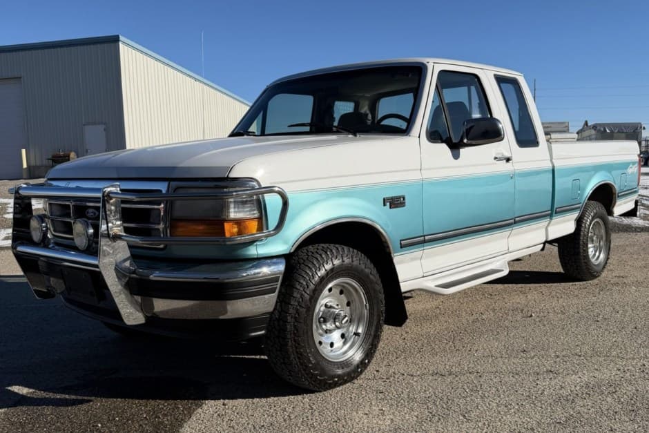 1995 Ford F-Series 1992-1997 sold for $16,000