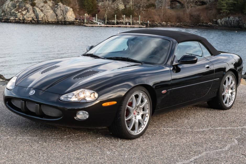 2002 Jaguar XKR sold for $20,785