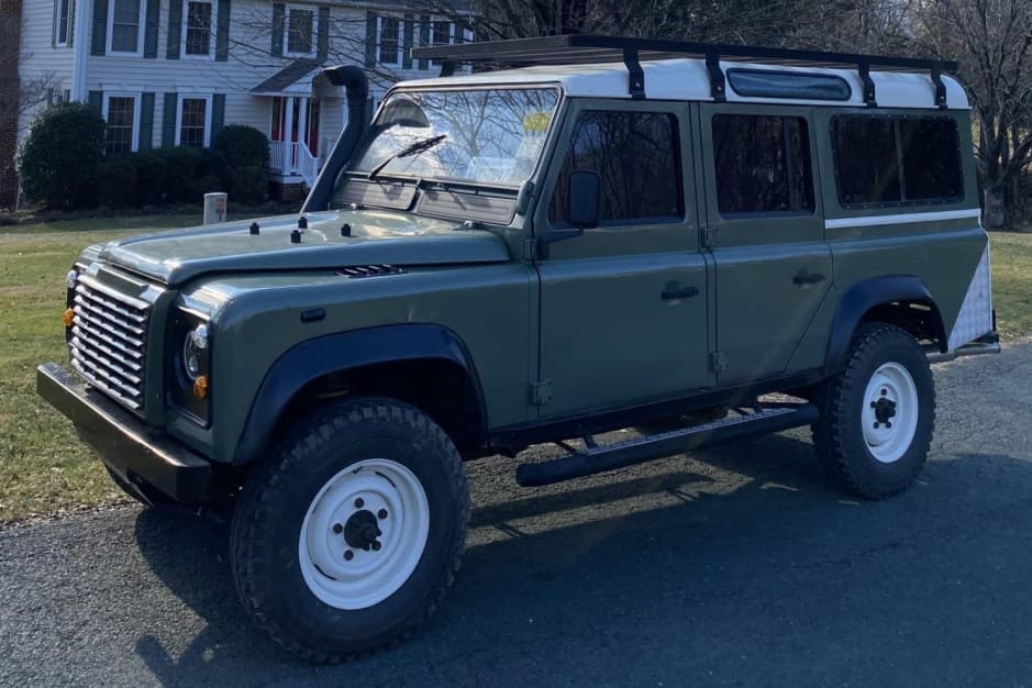1993 Land Rover 110 / Defender 110 (Euro Spec) sold for $17,250