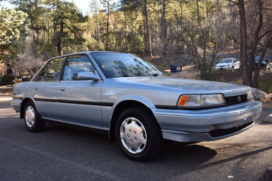 1991 Toyota Camry sold for $8,600