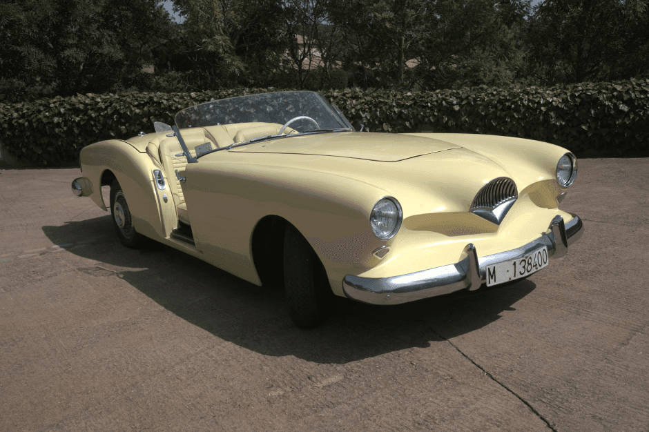 1954 Kaiser Darrin sold for $0