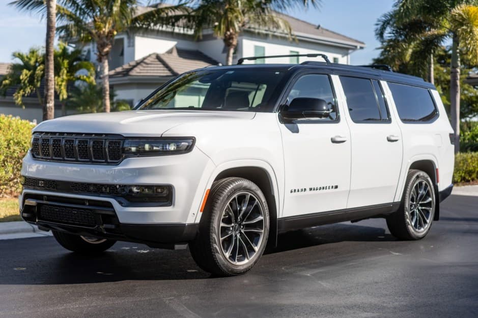 Jeep Grand Wagoneer (2021+) classic car