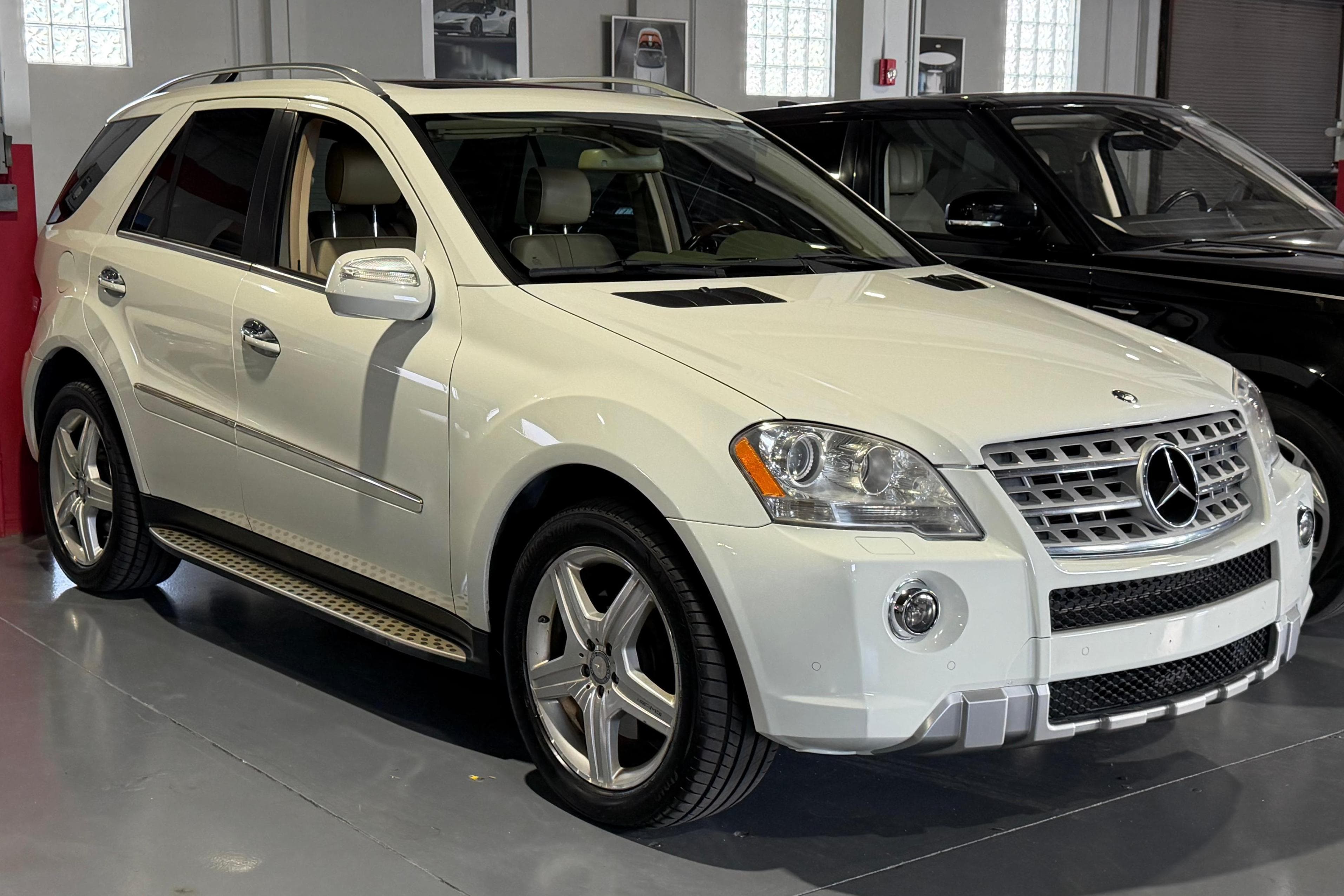 2010 Mercedes-Benz ML-Class sold for $7,500
