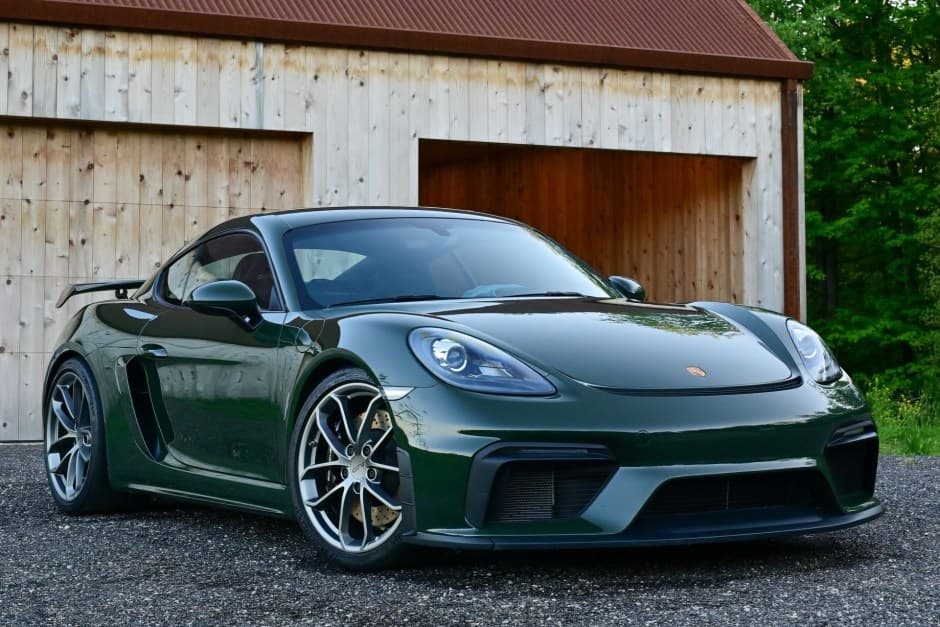 2022 Porsche Cayman GT4 sold for $126,000