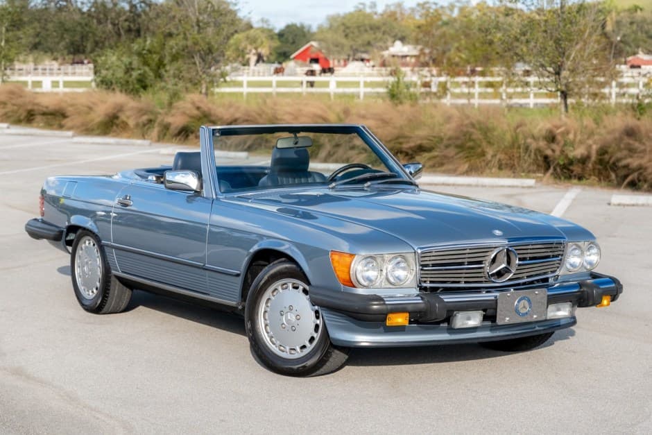 1987 Mercedes-Benz R107 SL sold for $40,237