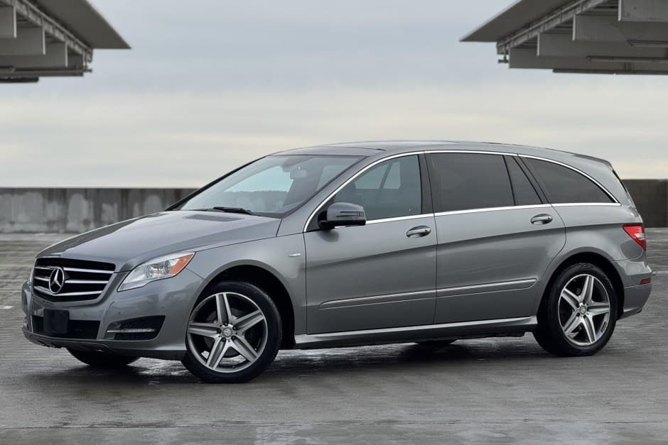 2012 Mercedes-Benz W251 R-Class sold for $8,700