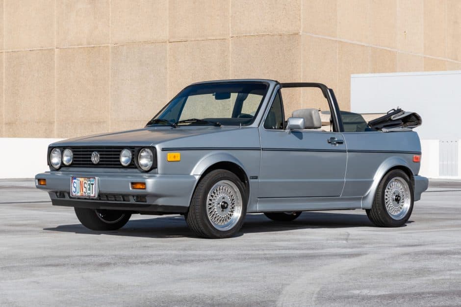 1988 Volkswagen Golf/Rabbit Cabriolet Mk1 sold for $6,000