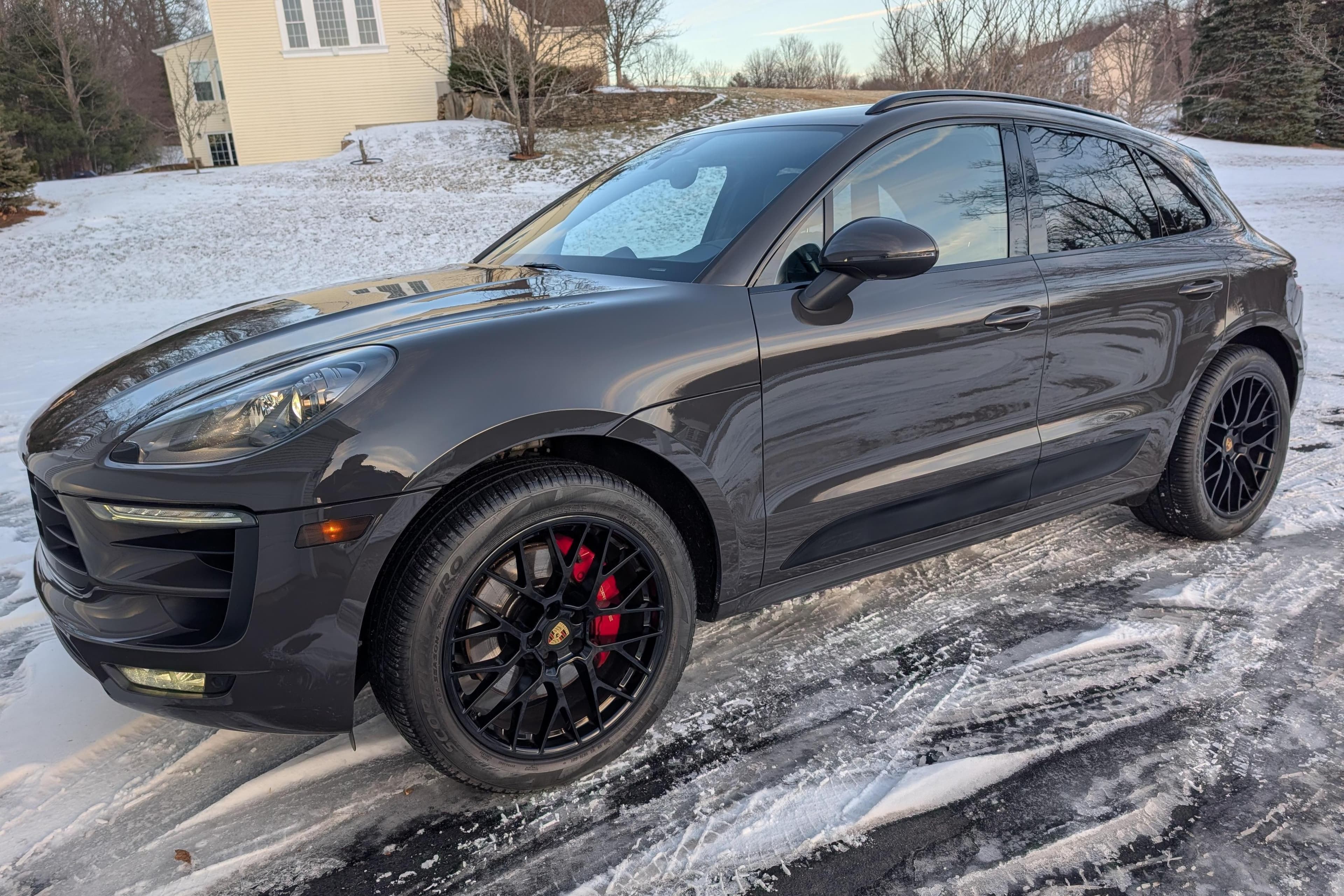 2018 Porsche Macan sold for $34,250