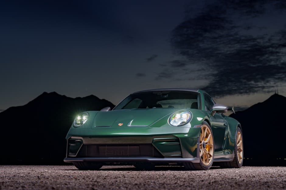 2026 Porsche 992 911 GT3 sold for $330,000