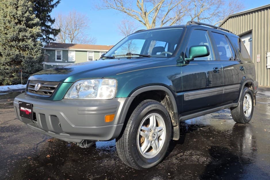2000 Honda CR-V sold for $13,250