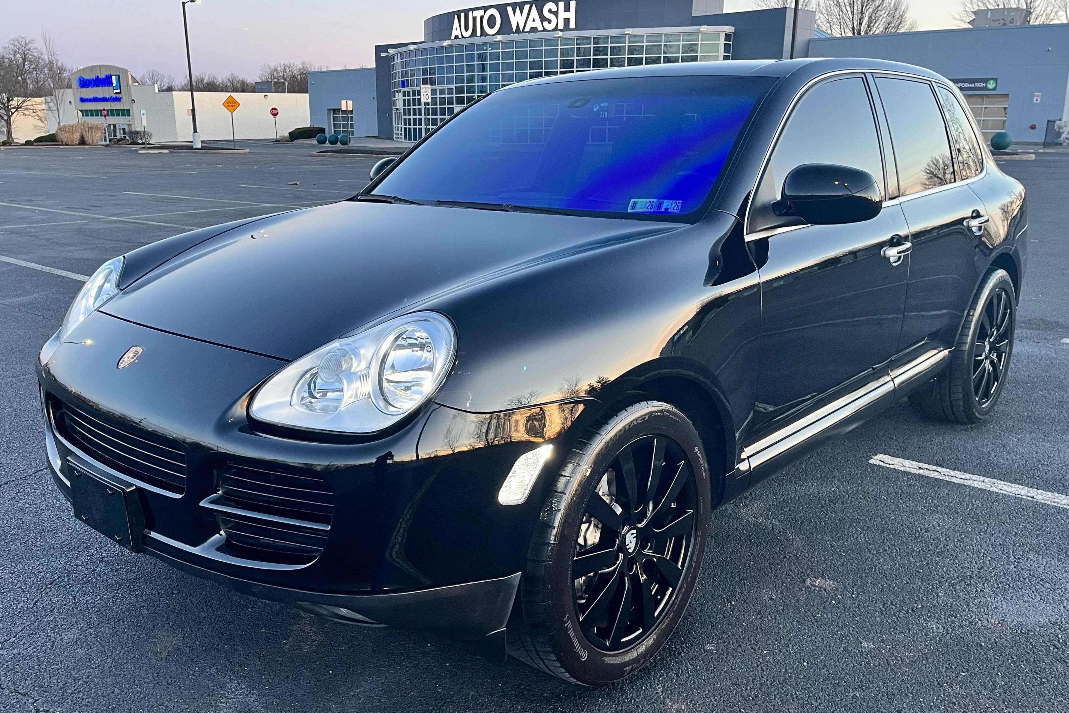 2005 Porsche Cayenne sold for $9,900