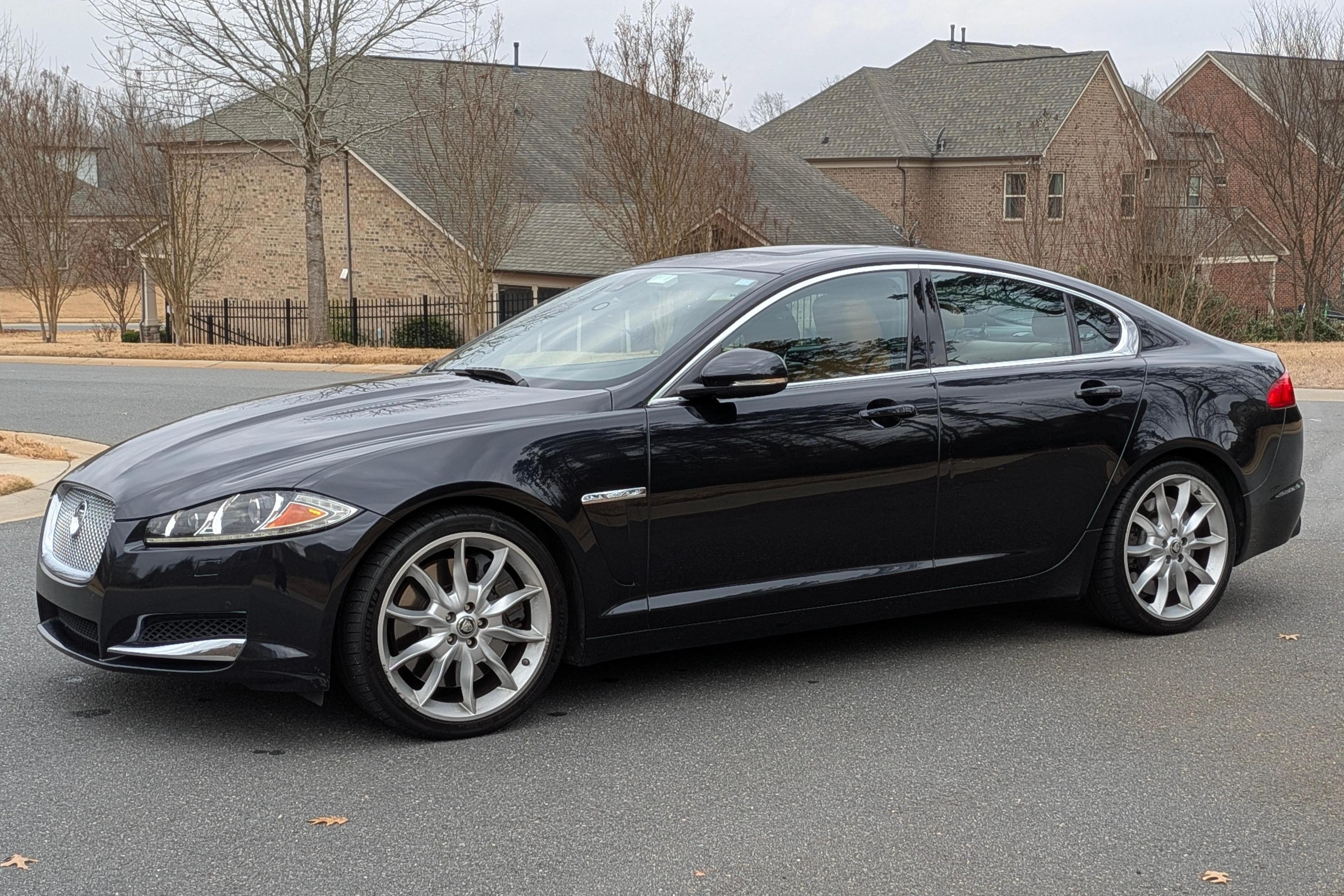 2012 Jaguar XF sold for $10,000