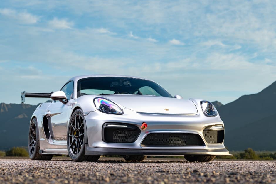 2016 Porsche Cayman GT4 sold for $88,000