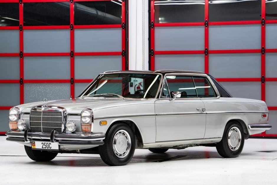 1972 Mercedes-Benz W114 & W115 sold for $30,000