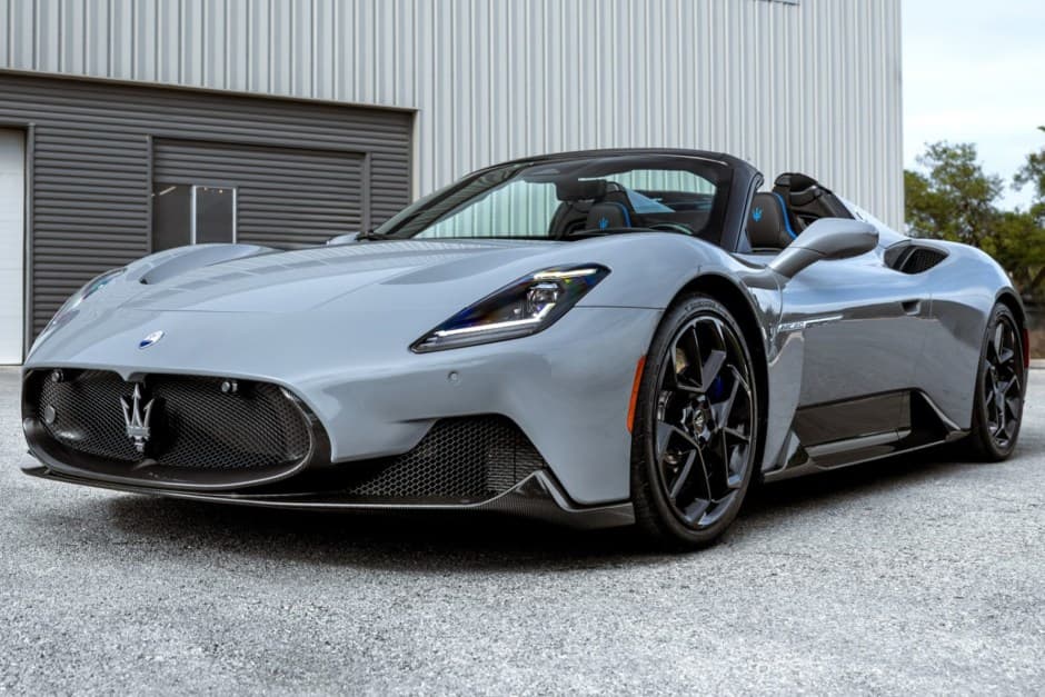 2023 Maserati MC20 / MCPura sold for $213,000