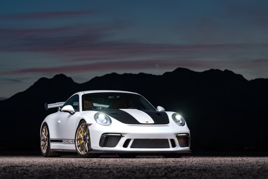 2018 Porsche 991 911 GT3 sold for $290,000