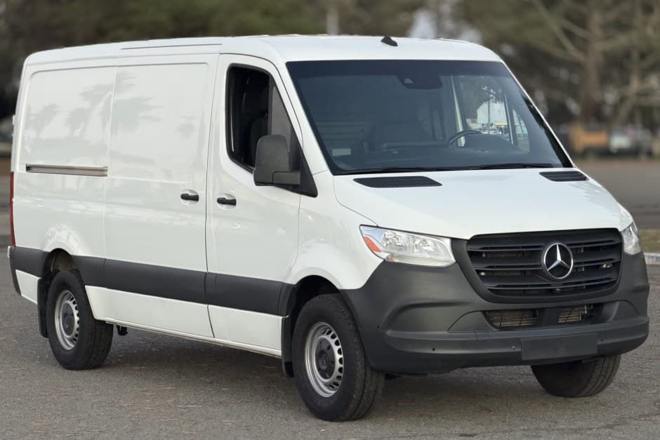 2022 Mercedes-Benz Sprinter sold for $18,500