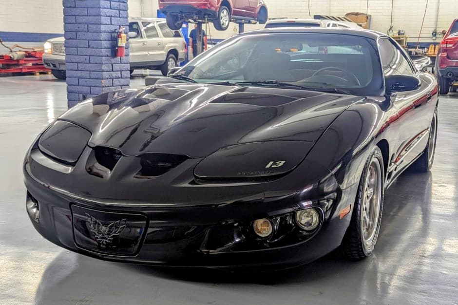 1999 Pontiac Firebird (4th Generation – 1993-2002) sold for $21,250