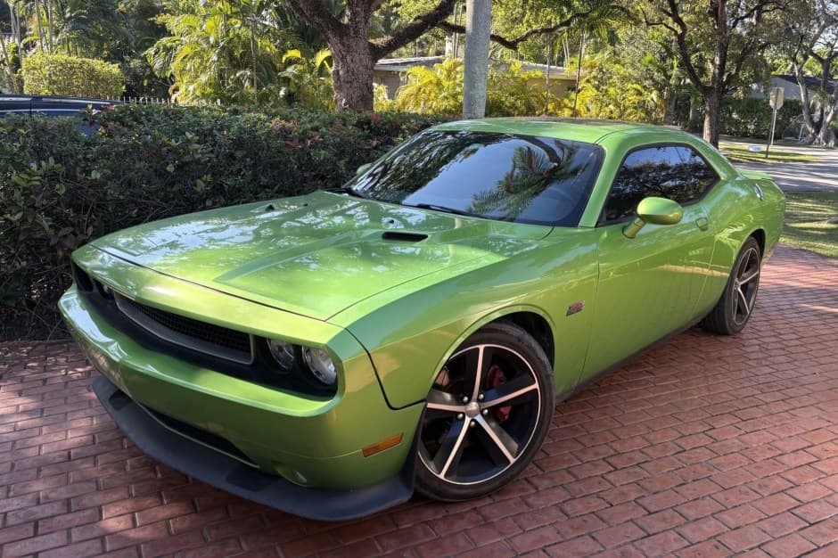 2011 Dodge Challenger SRT8 & 392 sold for $9,900