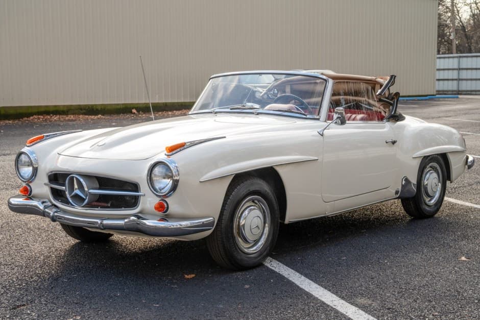 1962 Mercedes-Benz 190SL sold for $54,000