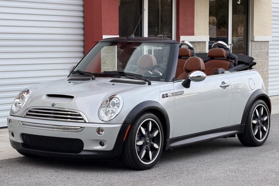 2008 Mini R52 Cooper Convertible sold for $8,700