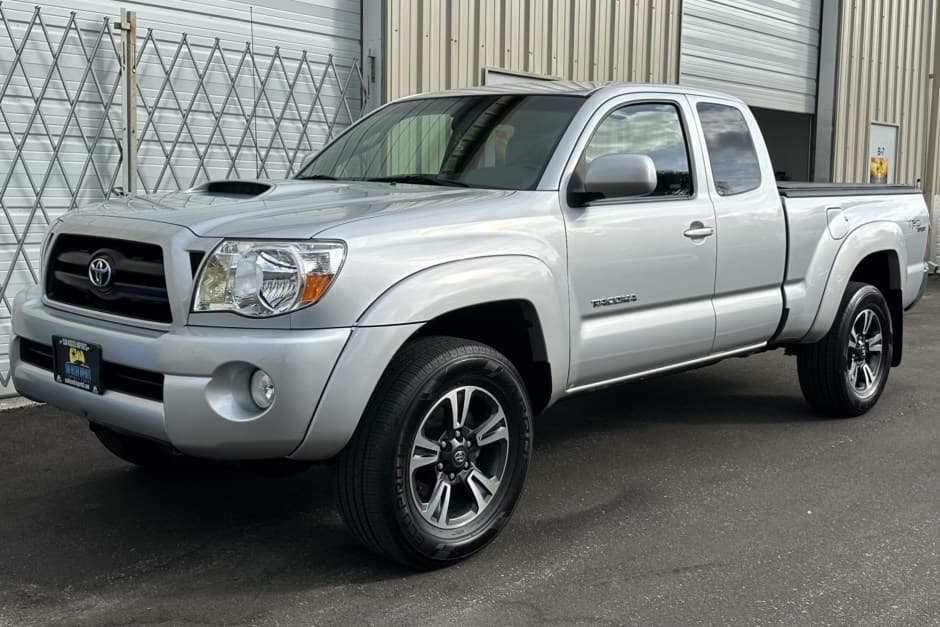 2007 Toyota Tacoma (N2X0 2005-2015) sold for $24,100