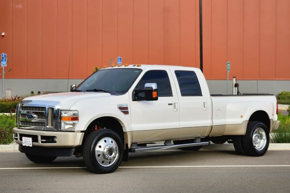 2010 Ford Super Duty 2008-2010 sold for $34,750