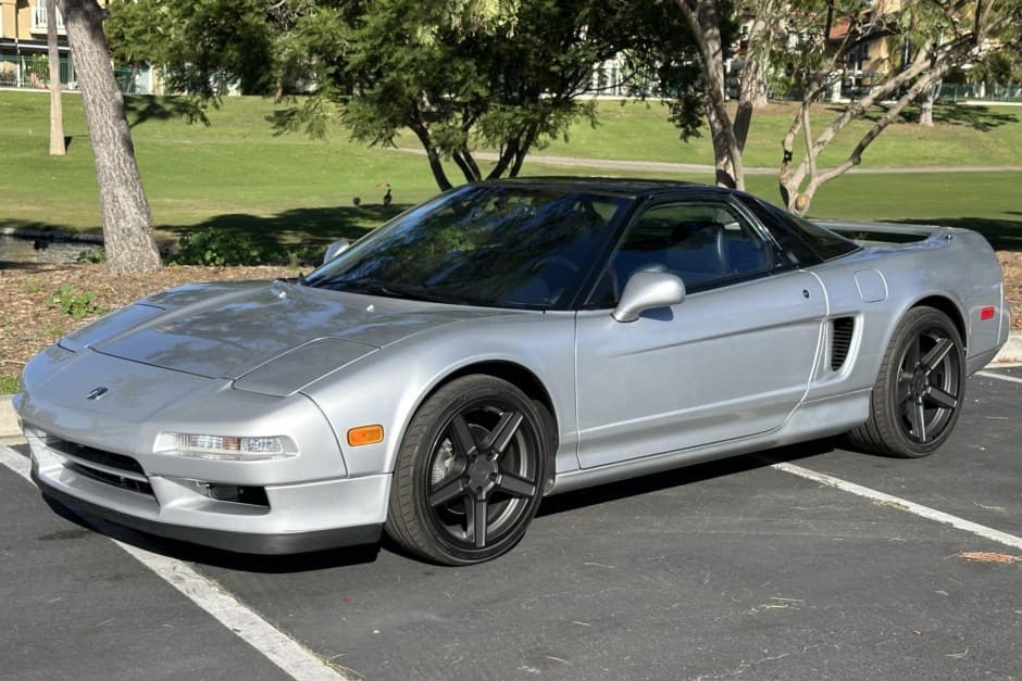 1991 Acura NSX NA1 sold for $57,000