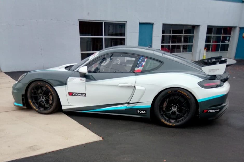 2019 Porsche Cayman GT4 sold for $143,918