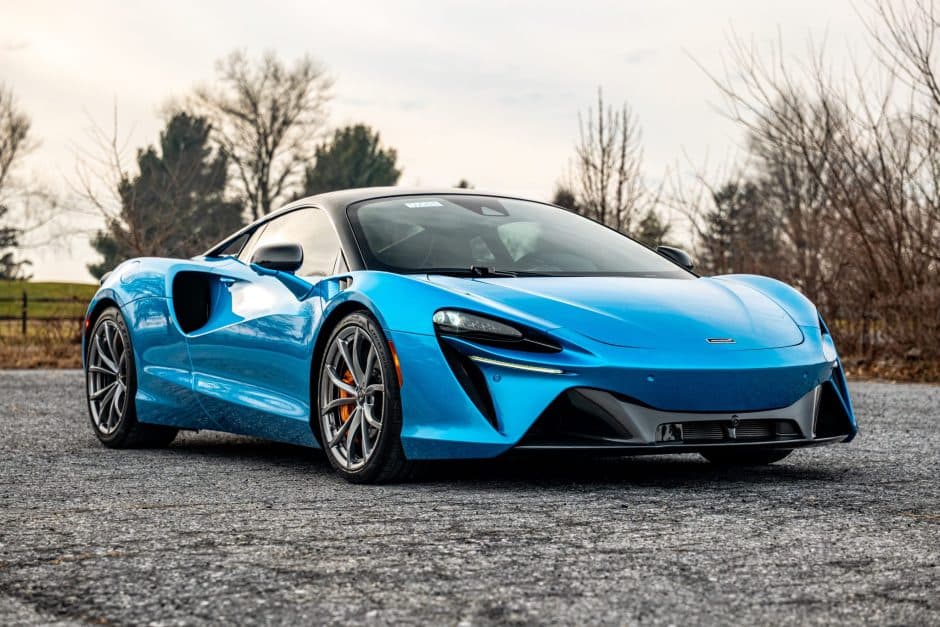 2023 McLaren  sold for $185,823