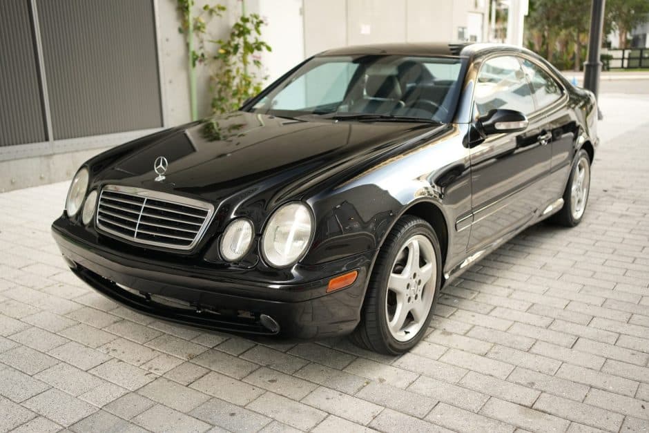 2001 Mercedes-Benz CLK-Class sold for $9,249