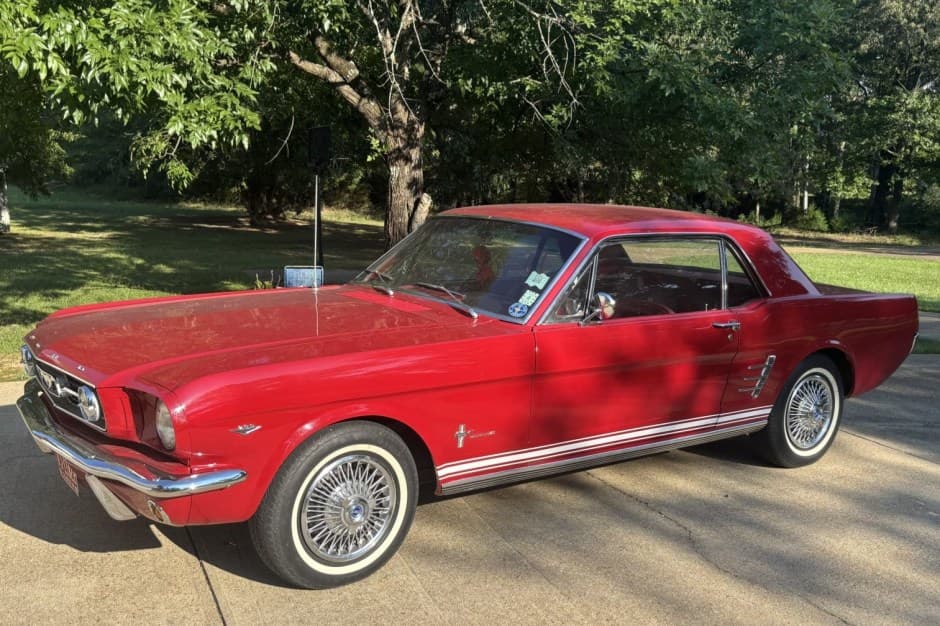 1966 Ford Mustang 1964.5-1966 sold for $19,000