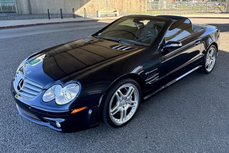 2006 Mercedes-Benz R230 SL sold for $37,500