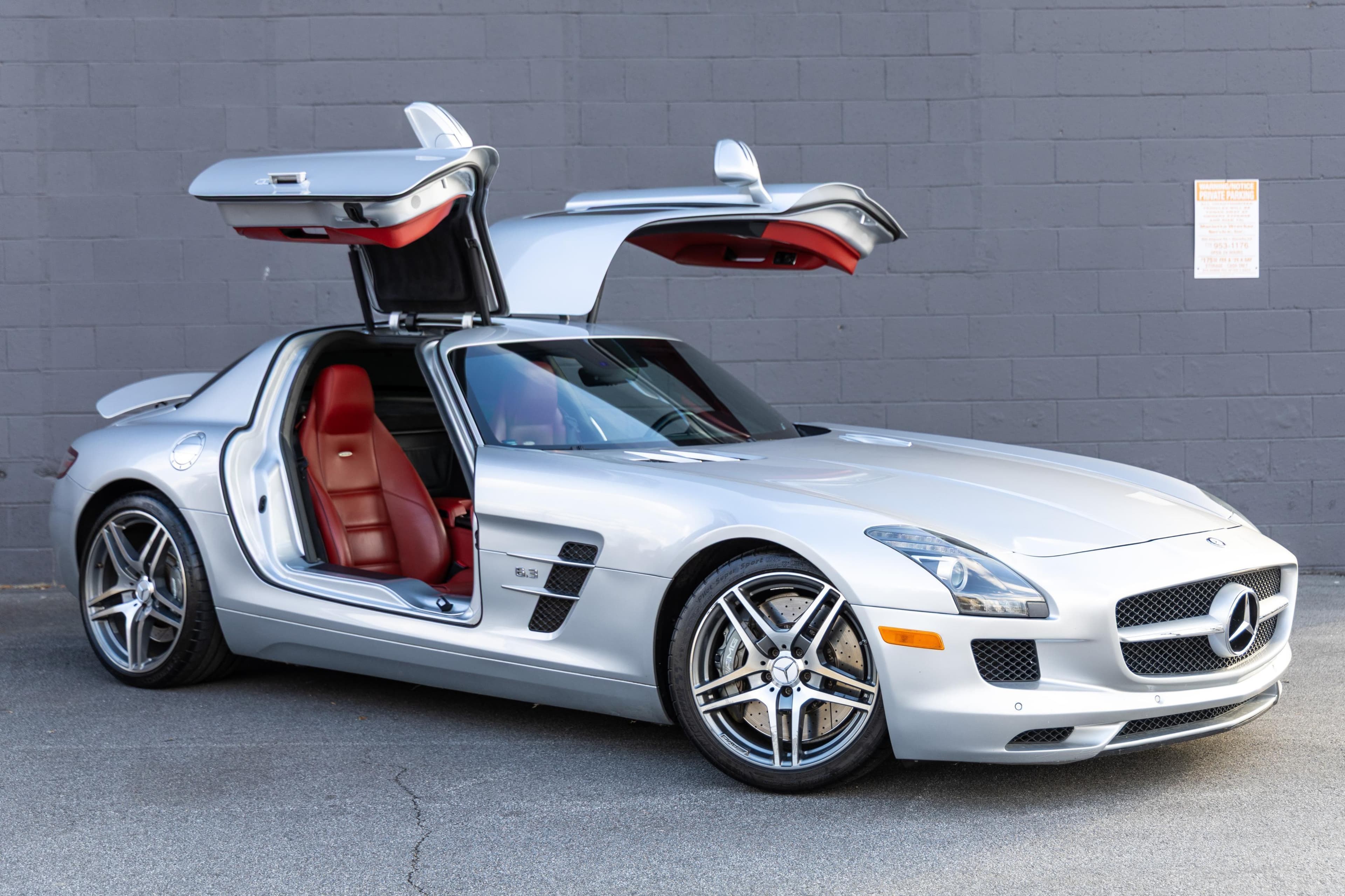 2011 Mercedes-Benz SLS AMG sold for $160,500