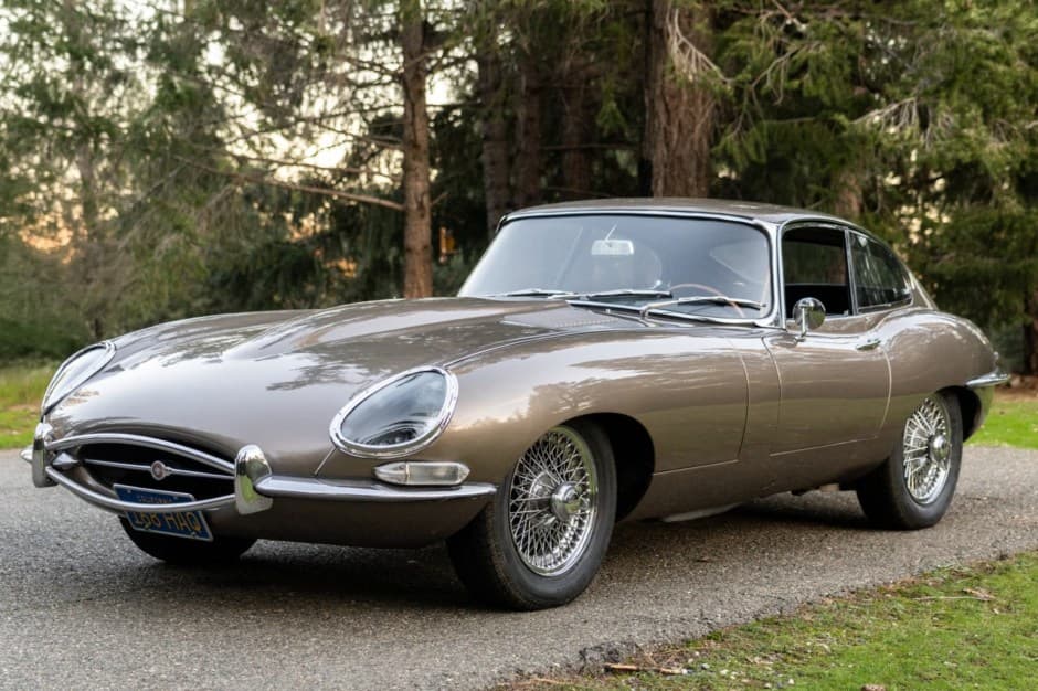 1967 Jaguar XKE Series I sold for $86,000