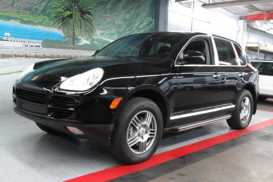 2004 Porsche 955/957 Cayenne (2003-2010) sold for $6,500