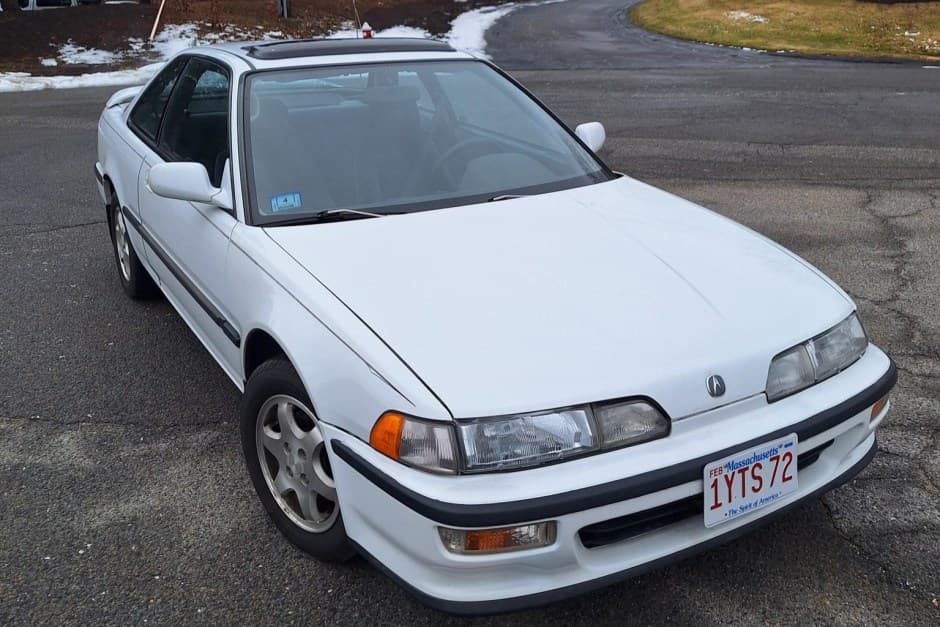 1992 Acura Integra sold for $4,609