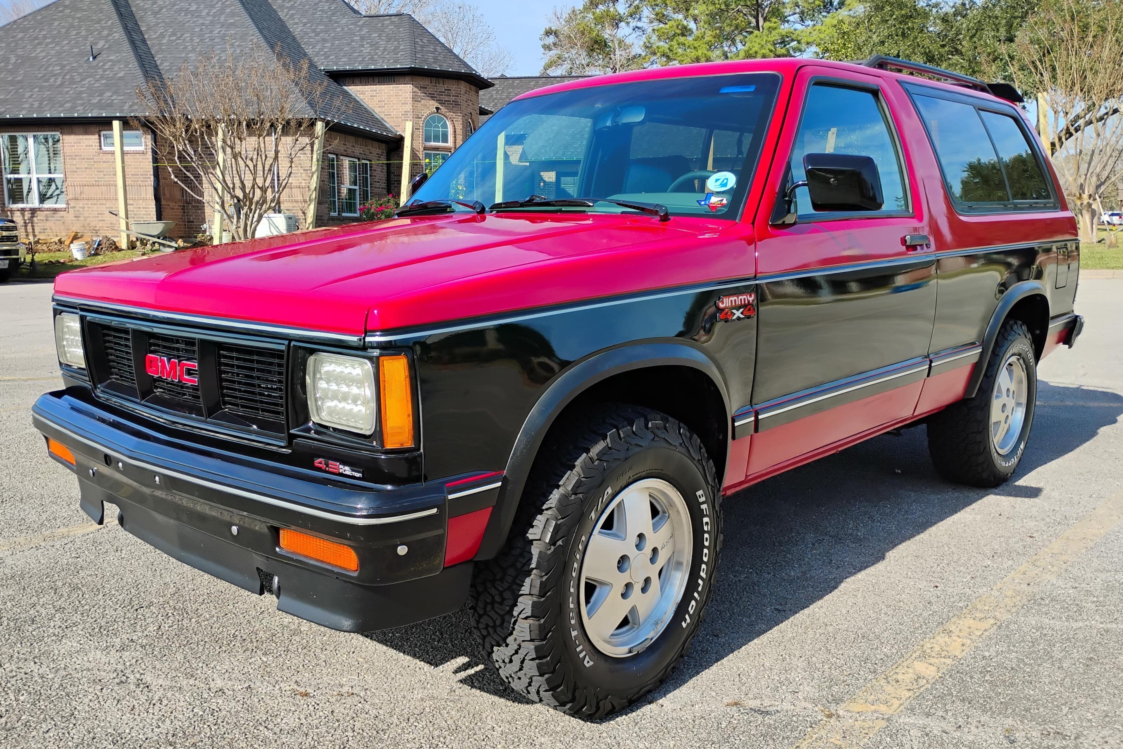 1990 GMC Jimmy sold for $10,100