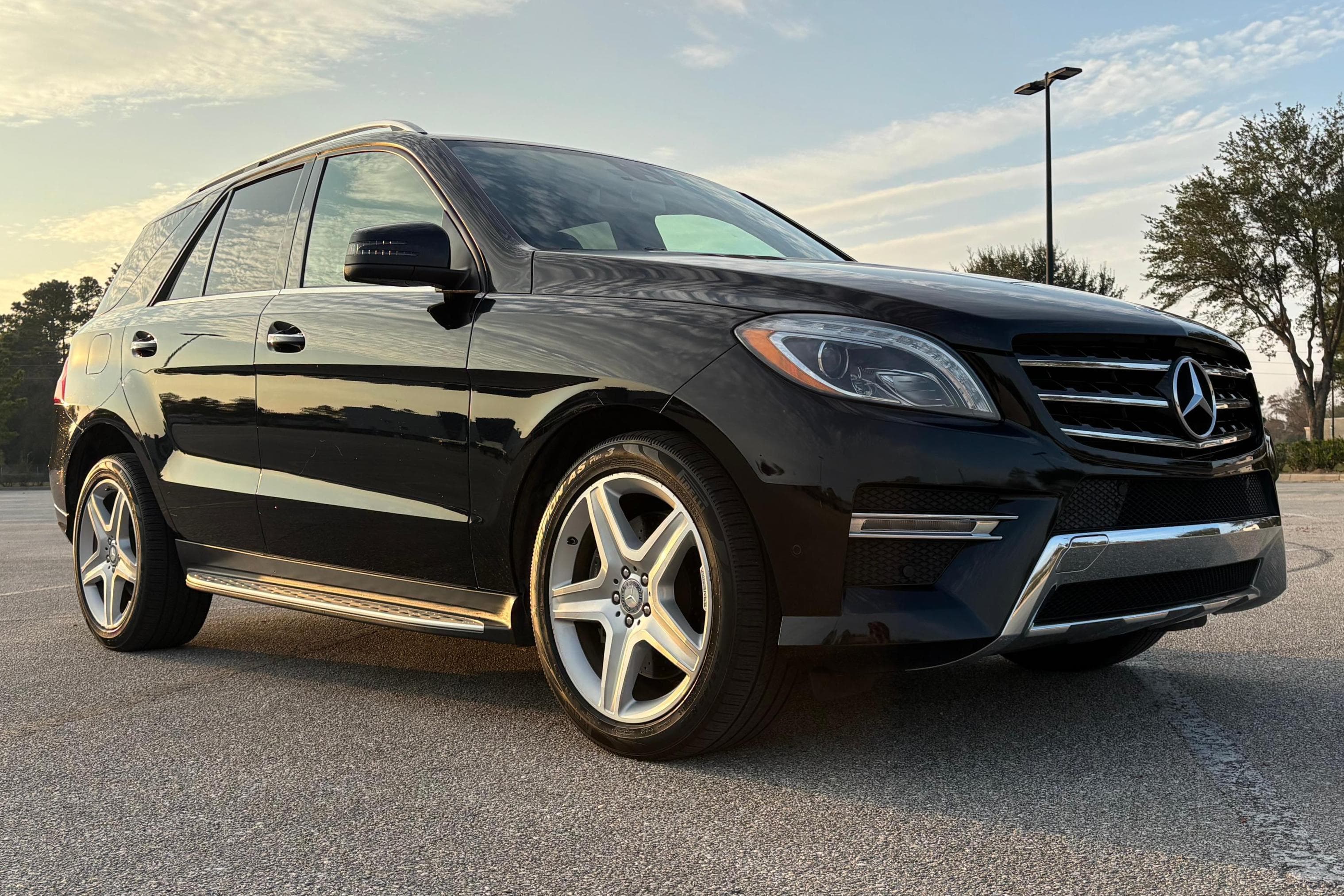 2014 Mercedes-Benz ML-Class sold for $10,900