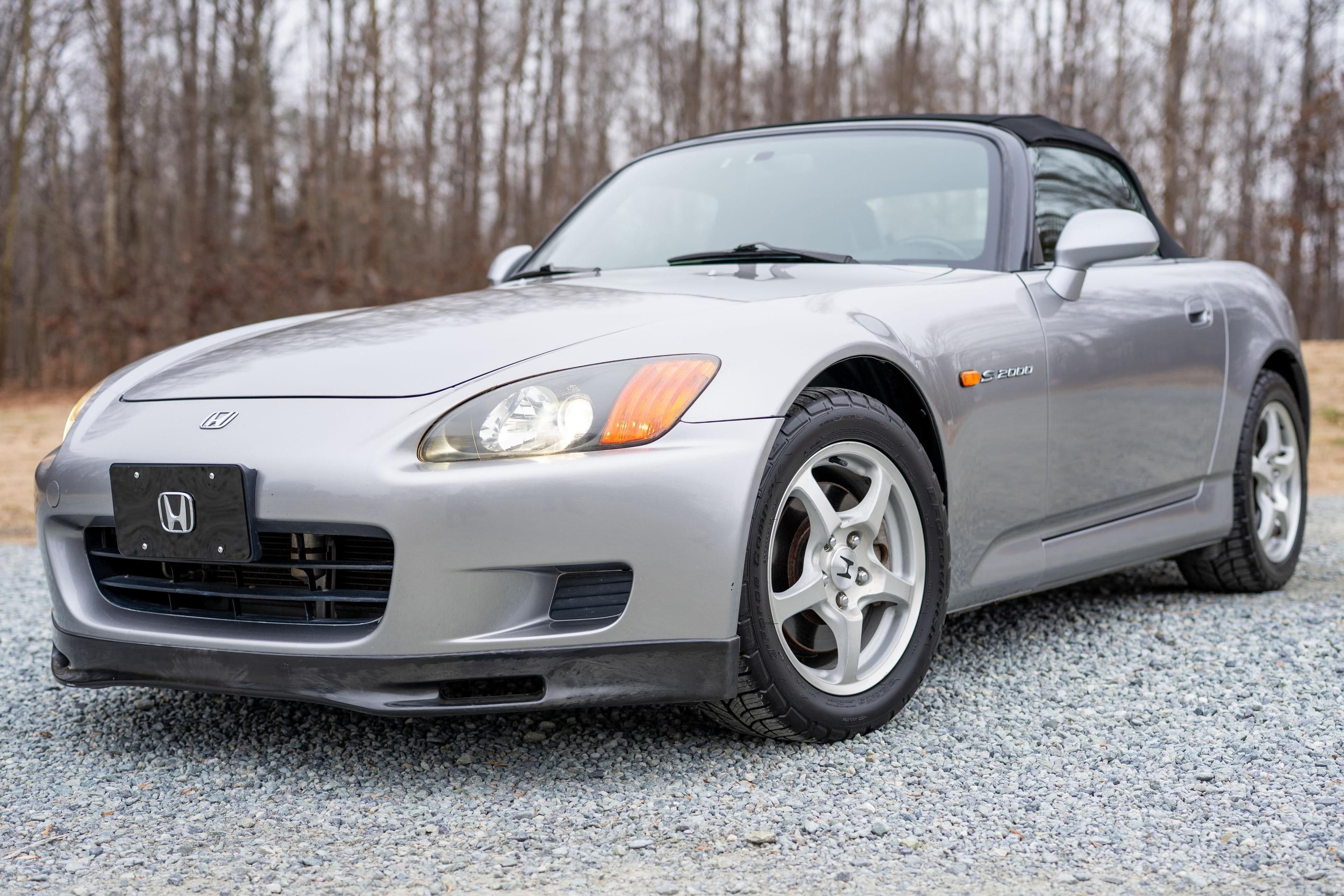 2000 Honda S2000 sold for $18,806