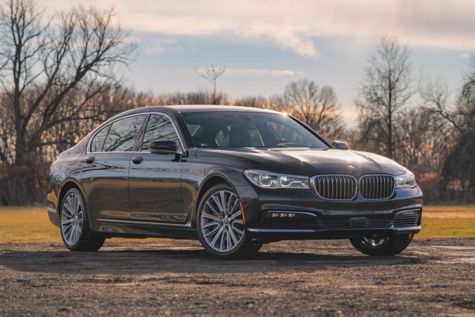 2016 BMW G11/G12 7-Series sold for $22,750