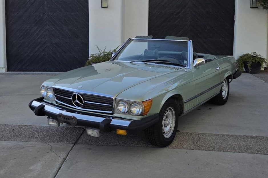 1974 Mercedes-Benz R107 SL sold for $11,250
