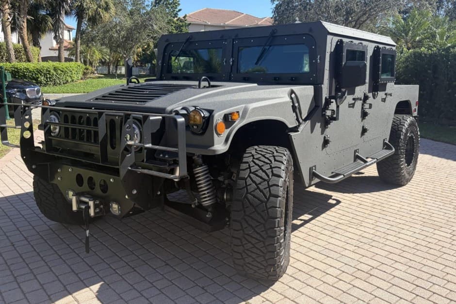 2006 Hummer HMMWV/Humvee sold for $71,500