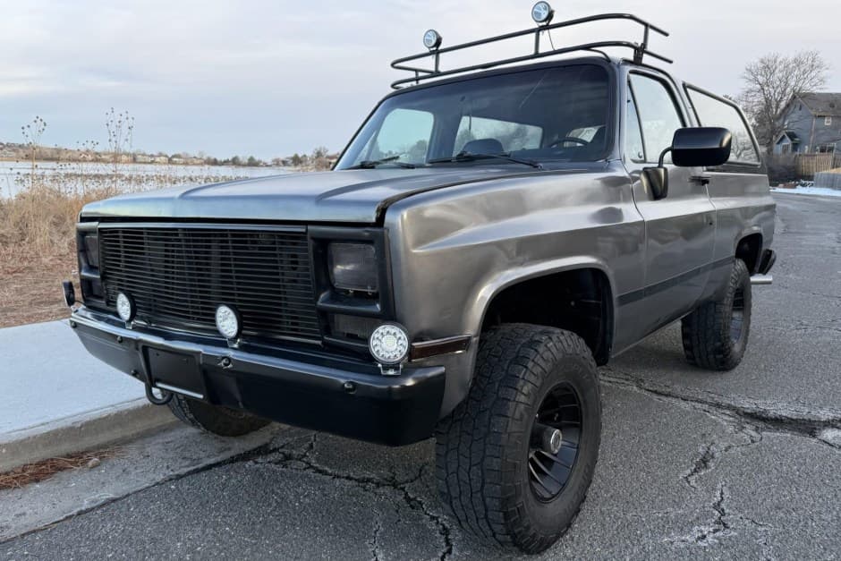 1987 Chevrolet K5 Blazer 1973-1991 sold for $6,019