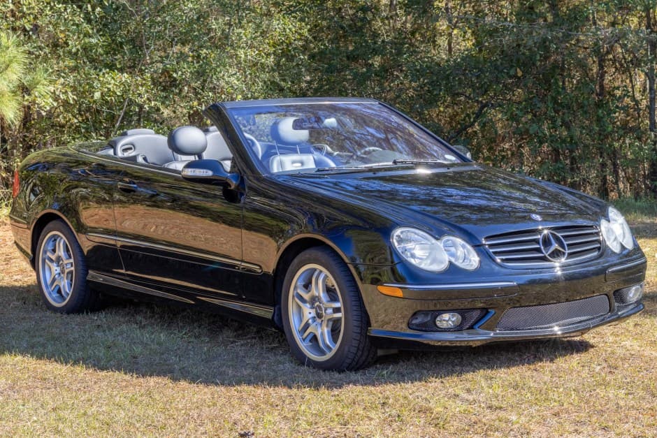 2004 Mercedes-Benz CLK-Class sold for $11,100